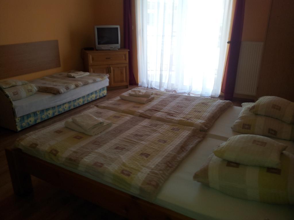 Mediterran-Apartmanok-Харканы Номер фото